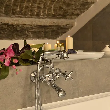 Donnaberarda Apartment Cortona